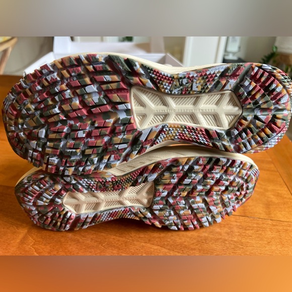 APL womens tech loom defender sneakers - Picture 3 of 15